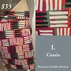 Brand new with tags Large Lularoe Cassie skirt